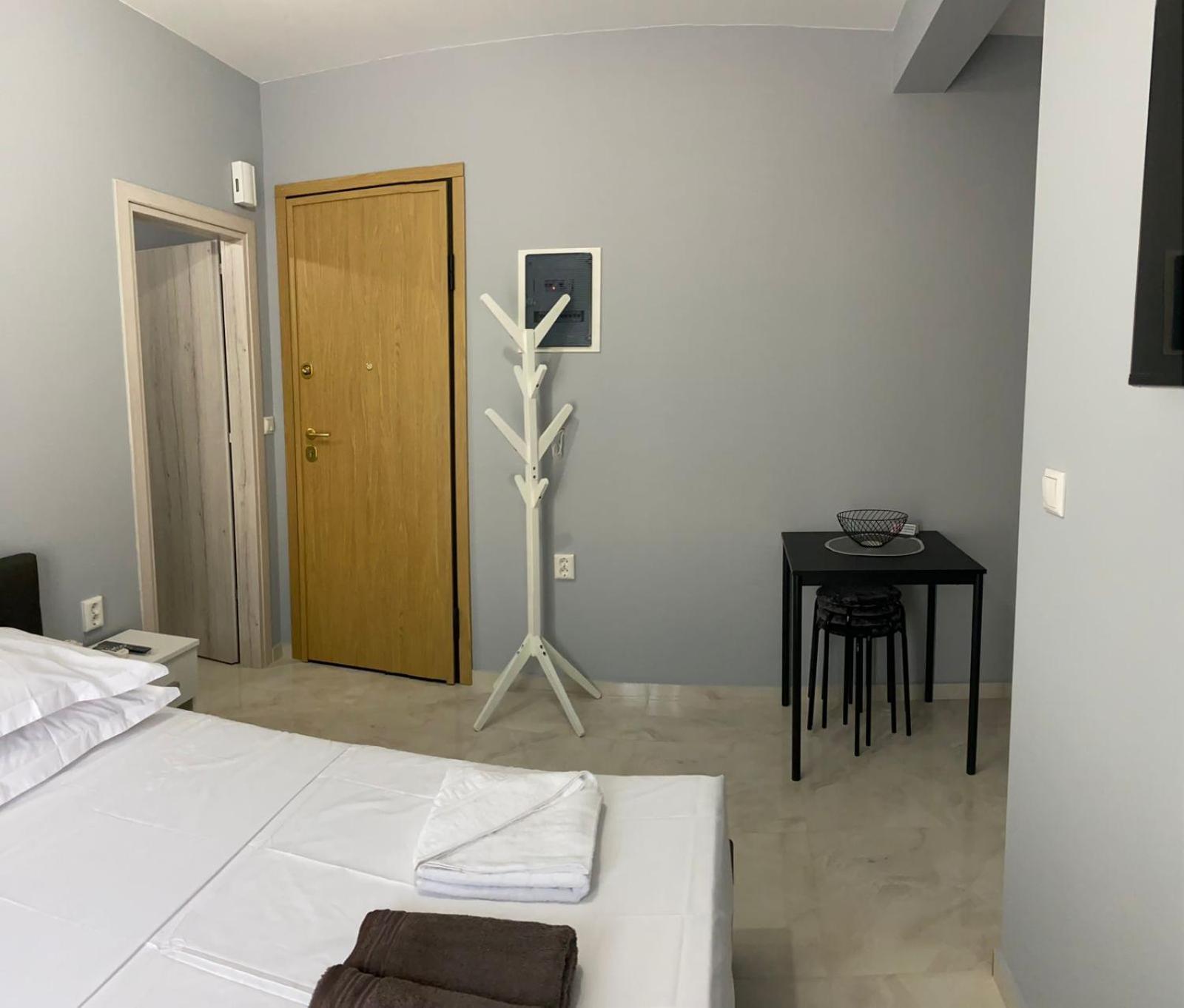 Umbrella Apartment Peraía Kültér fotó